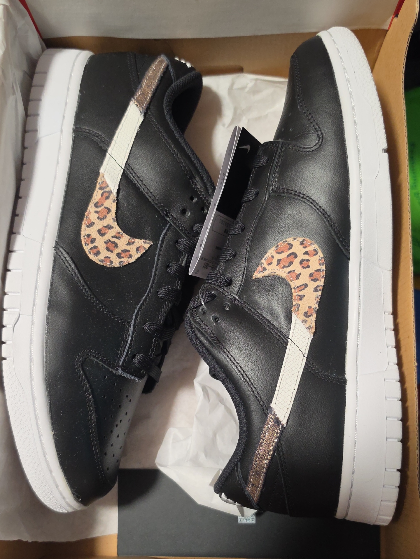 Nike Dunk Low Se "Primal Black" (Women's)